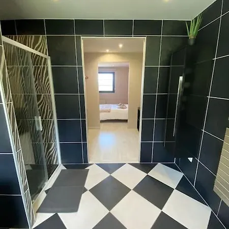 Giulia Villa Montjoie-en-Couserans